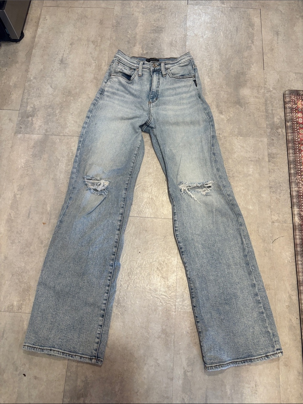 “highly desirable trouser” by silver jeans